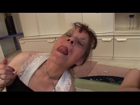 ❤️ Duas avós e um avô têm um ménage à trois Porno vídeo em pt.shufflesex-com.ru ☑